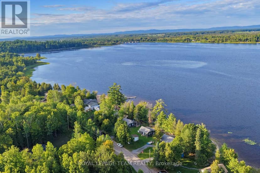 754 Forest Park Road, Laurentian Valley, photo 3