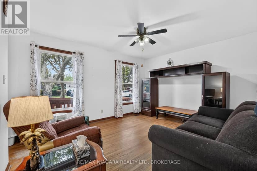 6231 Johnson Drive — photo 11 of 40
