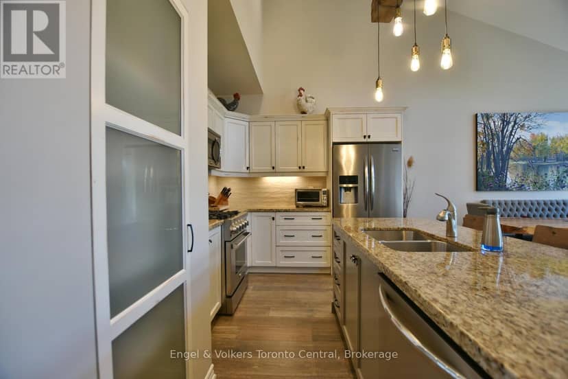 18 Robbie Way — photo 20 of 36