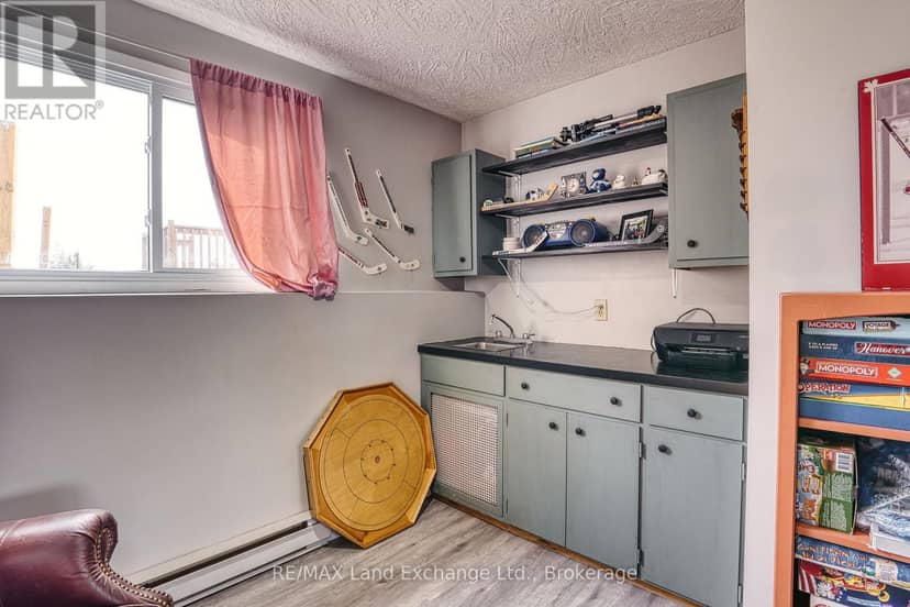 21 Fairview Drive — photo 28 of 40