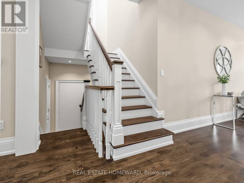 553 Broadway Avenue — photo 20 of 40
