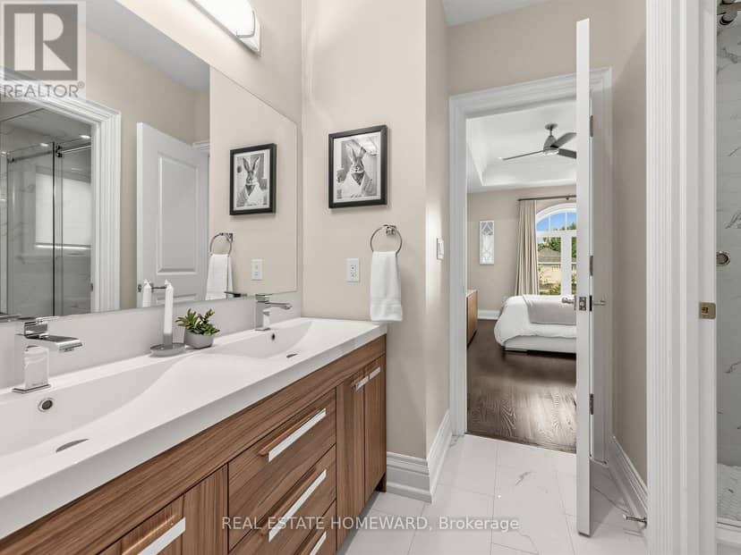 553 Broadway Avenue — photo 33 of 40