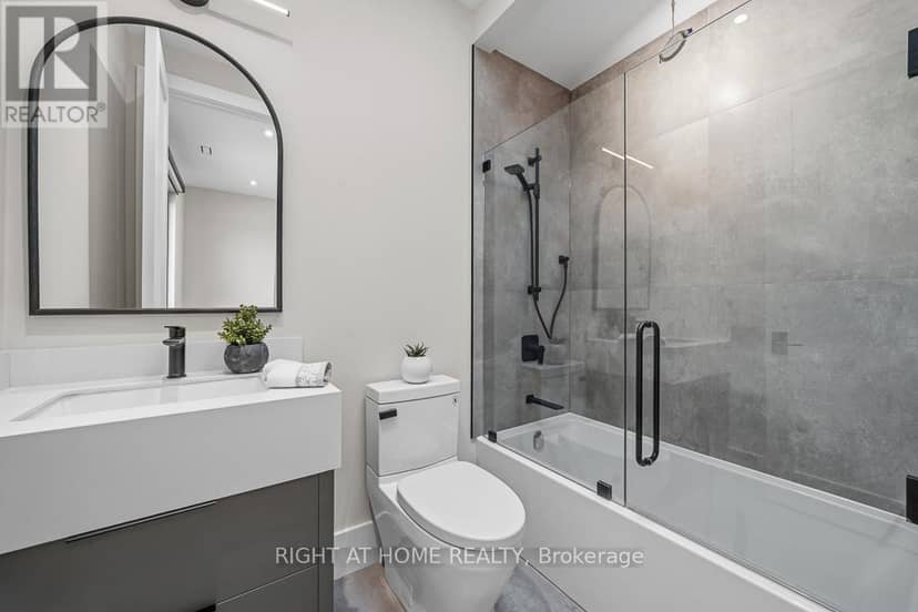 77 Walder Avenue — photo 35 of 40