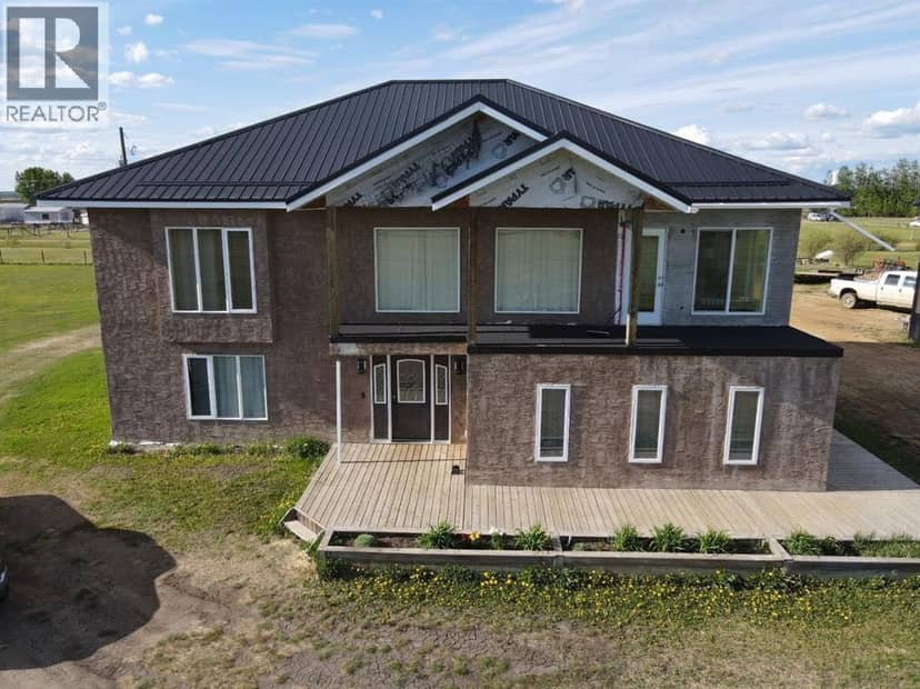 17327, 744A Township Raod  S, High Prairie