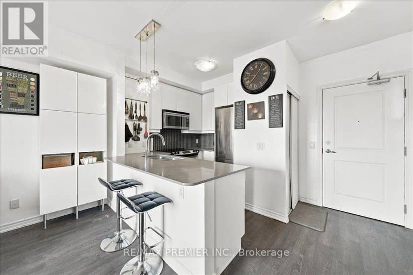 708 - 7730 Kipling Avenue, Vaughan, photo 5