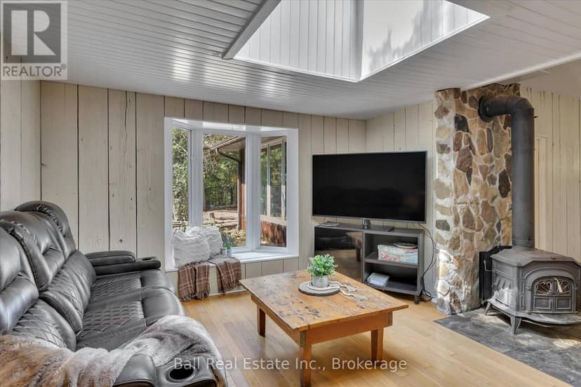 2476 County Rd 46 — photo 13 of 40