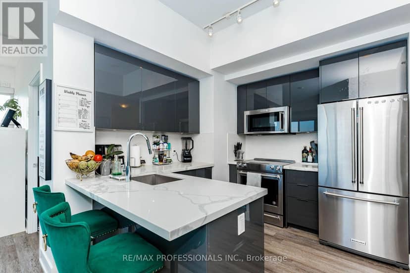 1107 - 20 Shore Breeze Drive — photo 14 of 40