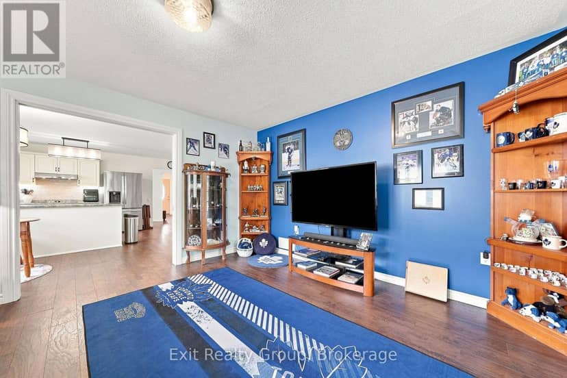 6 Heritage Drive — photo 28 of 40
