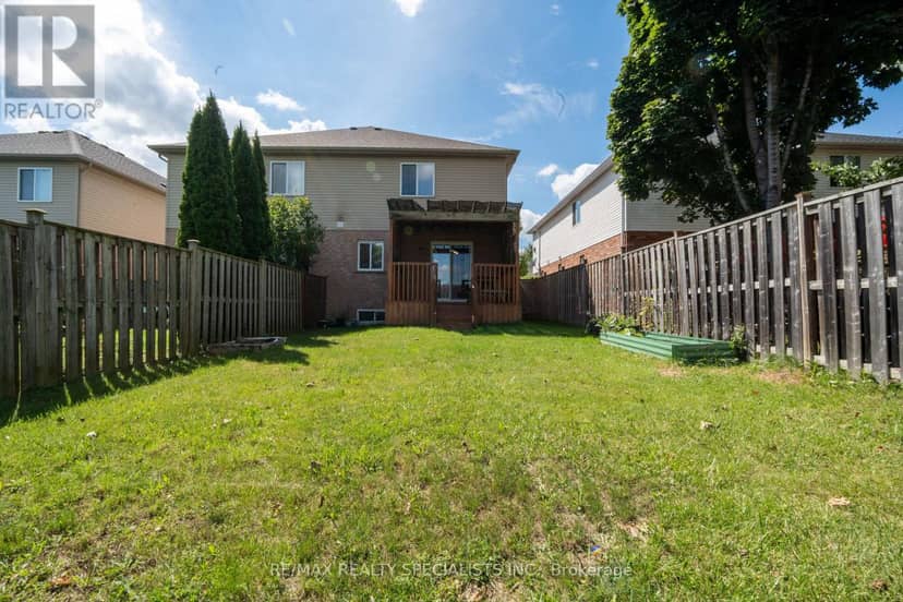 466 Bronco Crescent — photo 18 of 19