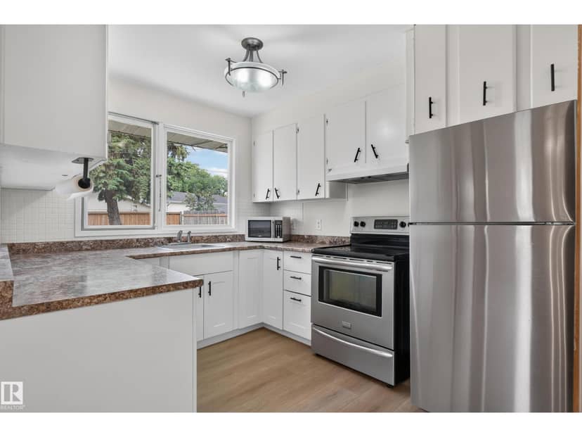 2 Grandora Cr — photo 9 of 36
