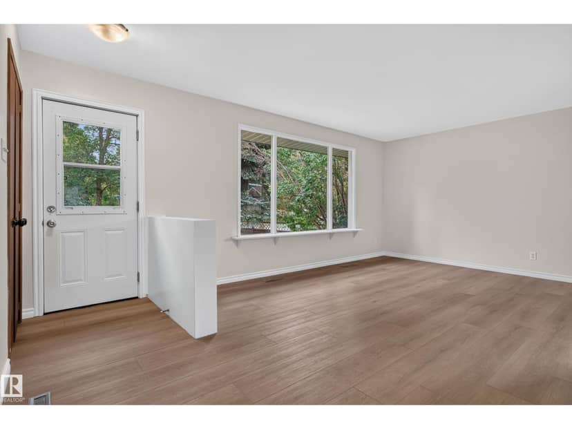 2 Grandora Cr, St. Albert, photo 4
