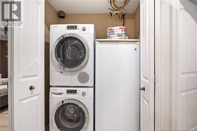 98 Pleasant Unit 202 — photo 20 of 21