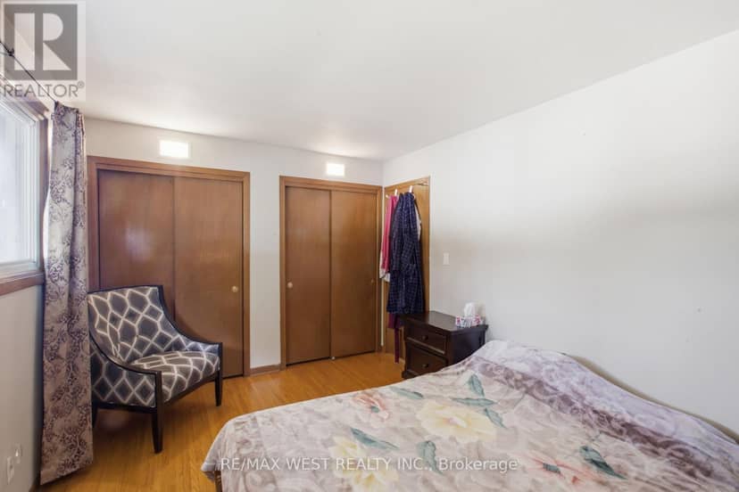 453 Leonard Avenue — photo 18 of 32