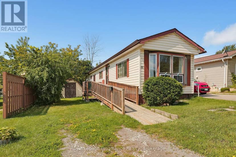 5 Kenneth Boulevard, Quinte West