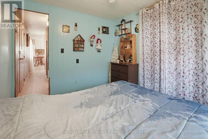 5 Kenneth Boulevard — photo 17 of 30