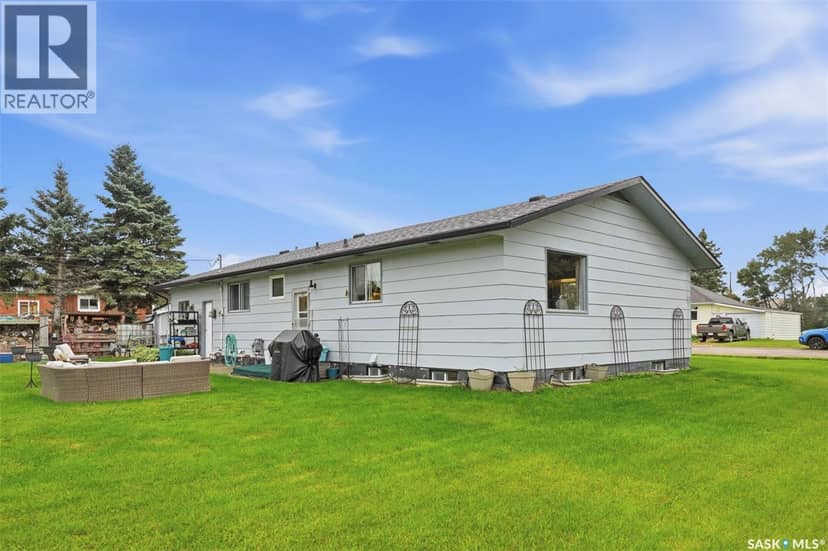 218 Princess AVENUE W — photo 28 of 36