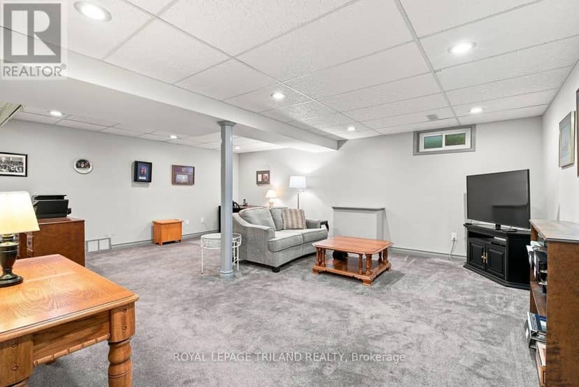 7 Glenview Crescent — photo 28 of 40