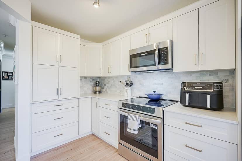 208 32075 GEORGE FERGUSON WAY, Abbotsford