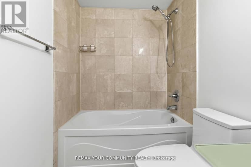 606 - 8 Scollard Street — photo 22 of 32