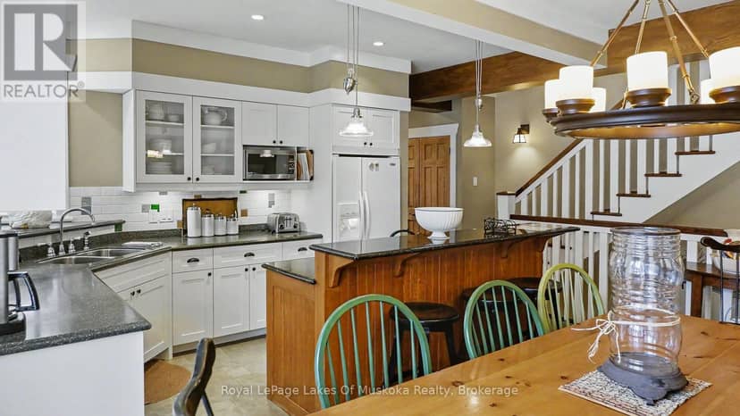 V12 W 10 - 1020 Birch Glen Road — photo 13 of 32