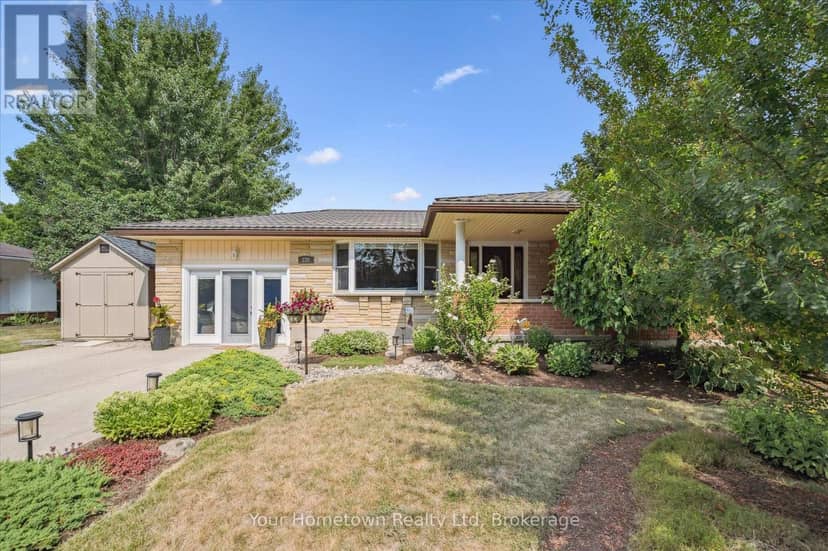 220 Colborne Street — photo 1 of 40