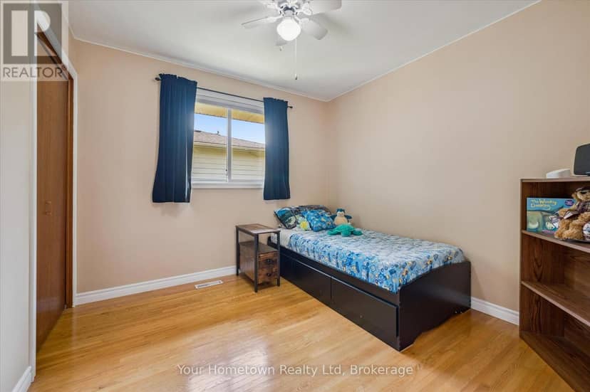 220 Colborne Street — photo 16 of 40