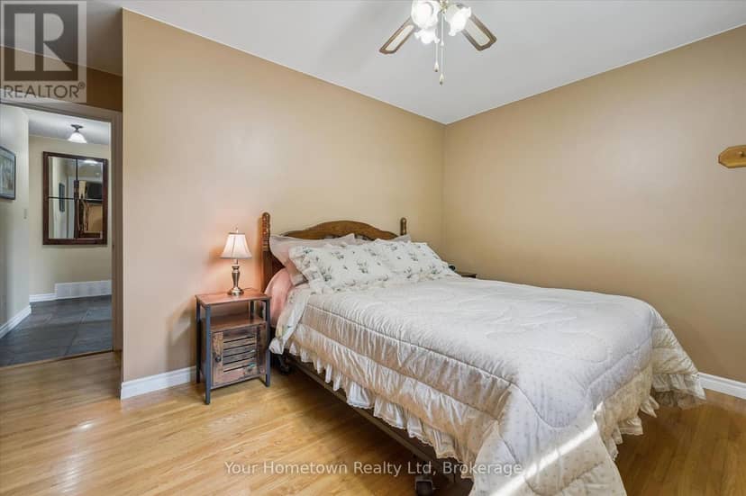 220 Colborne Street — photo 18 of 40