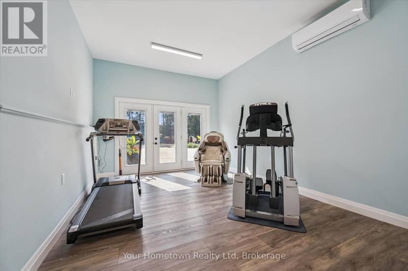 220 Colborne Street — photo 22 of 40