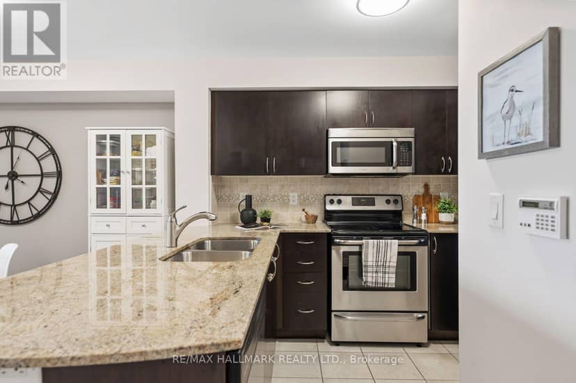 LPH6 - 75 King William Crescent — photo 9 of 33