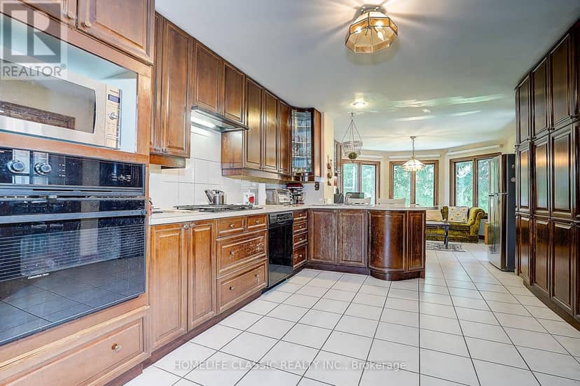 69 Elm Avenue, Richmond Hill, photo 8