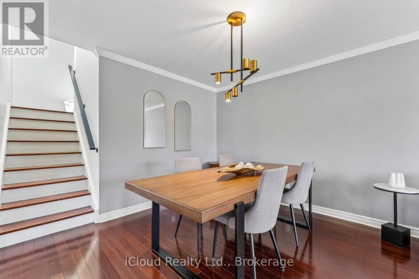 43 Ferndale Crescent — photo 13 of 40