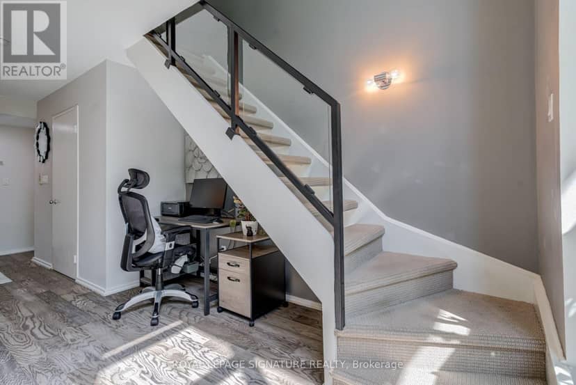 203 - 200 Manitoba Street — photo 9 of 27