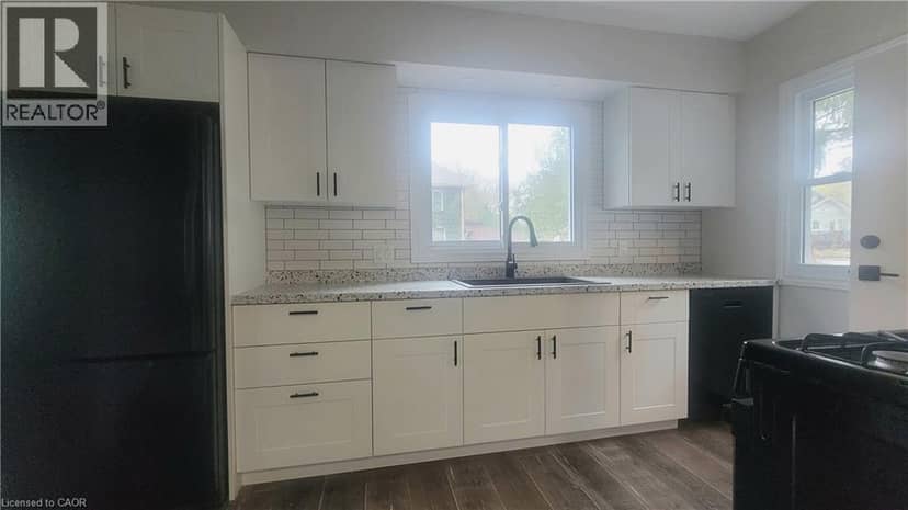 96 ORCHARD Avenue — photo 4 of 35