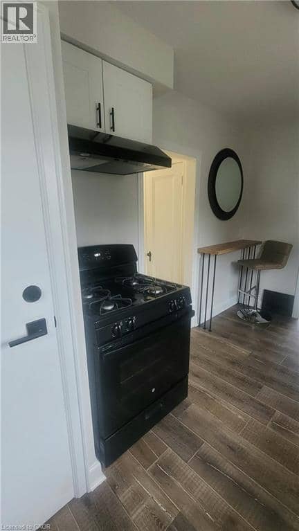 96 ORCHARD Avenue — photo 6 of 35