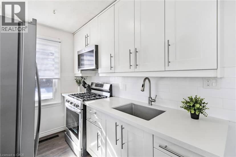 1300 BARTON Street — photo 17 of 28