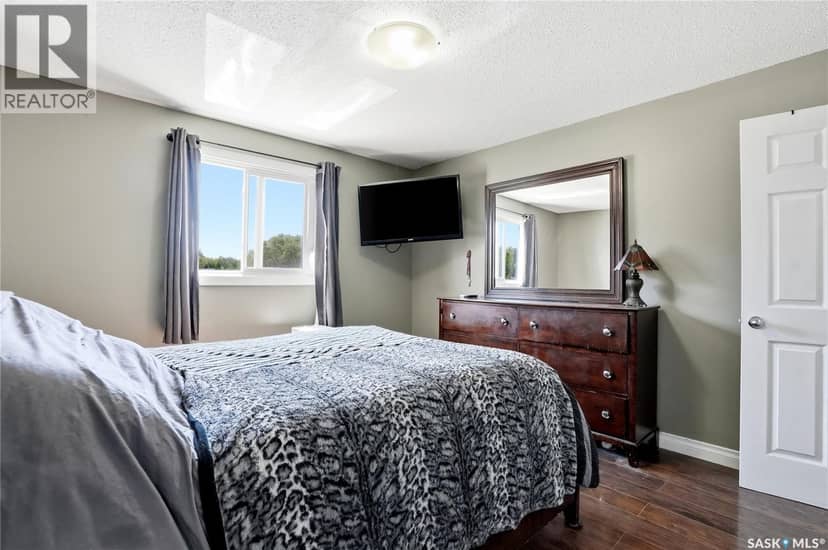 7 115 Acadia DRIVE — photo 3 of 35