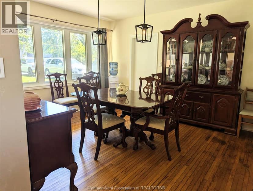 8625 Talbot TRAIL — photo 13 of 32