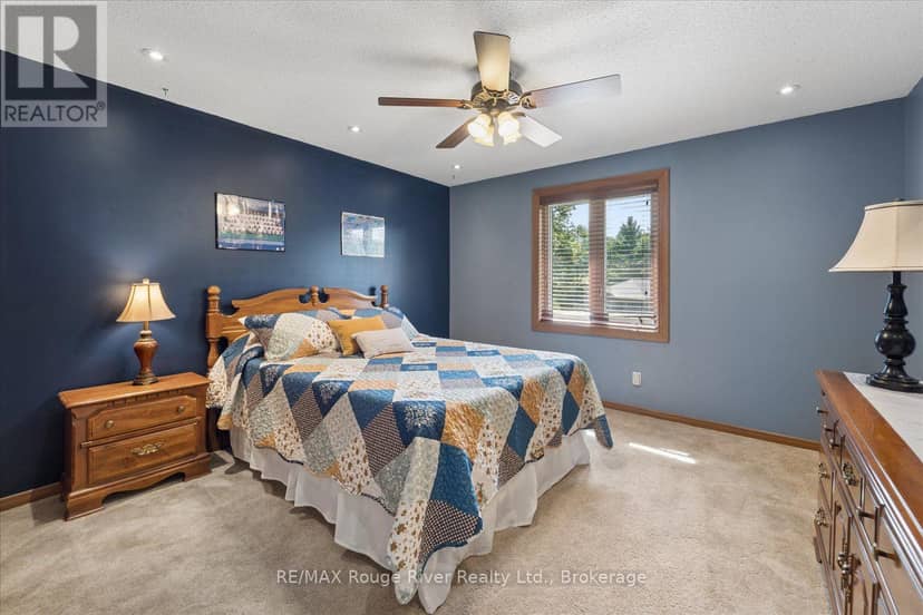 35 Royal Estate Drive — photo 22 of 40