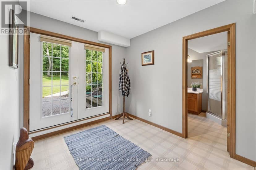 35 Royal Estate Drive — photo 33 of 40