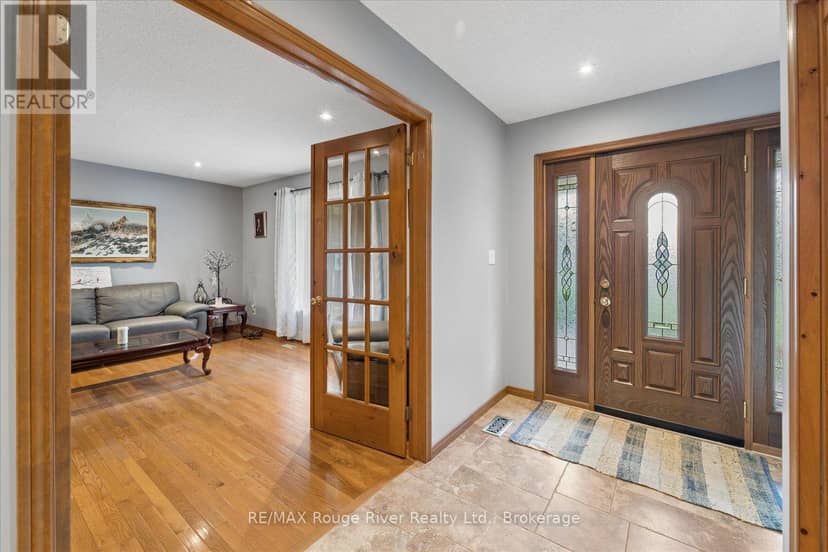 35 Royal Estate Drive — photo 9 of 40