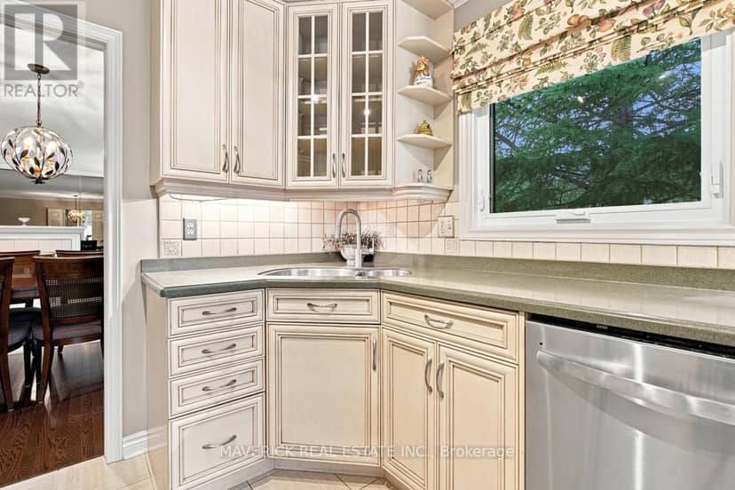 49 - 163 Pine Valley Drive — photo 12 of 40