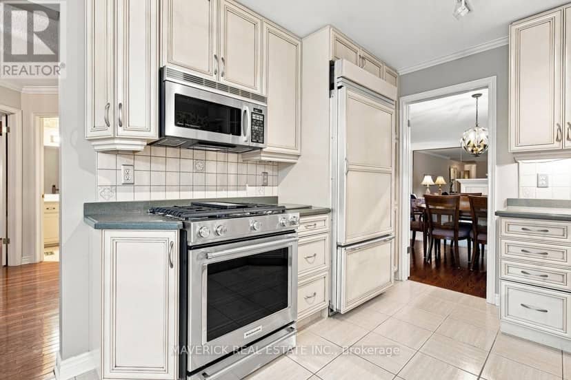 49 - 163 Pine Valley Drive — photo 13 of 40