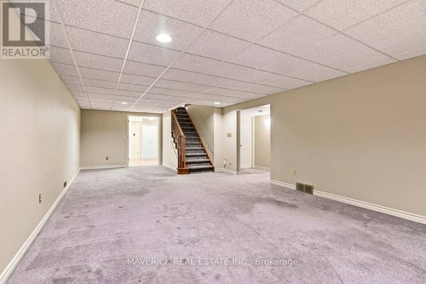 49 - 163 Pine Valley Drive — photo 37 of 40