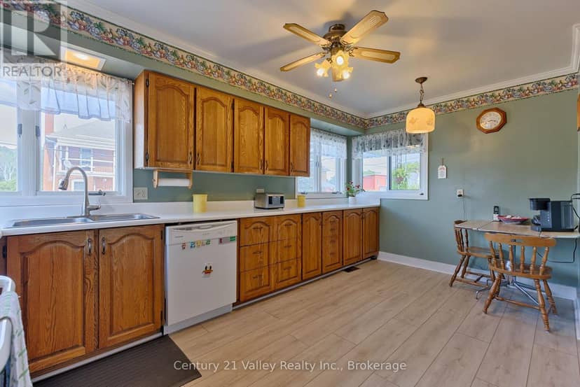 2032 Foresters Falls Road — photo 13 of 40