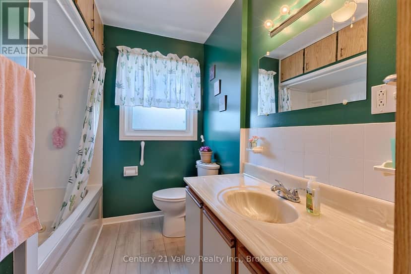 2032 Foresters Falls Road — photo 18 of 40