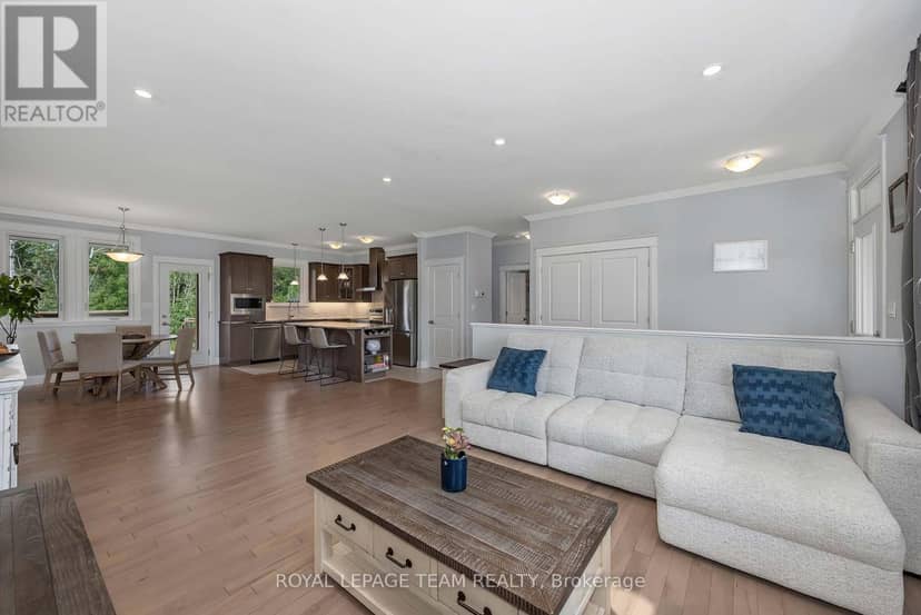 101 Stirling Crescent, North Grenville, photo 7