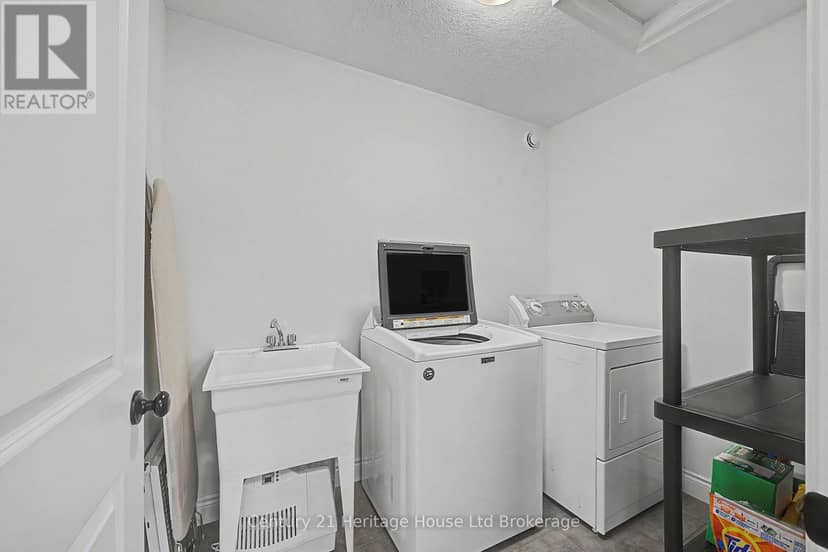18 Darlison Drive — photo 10 of 33