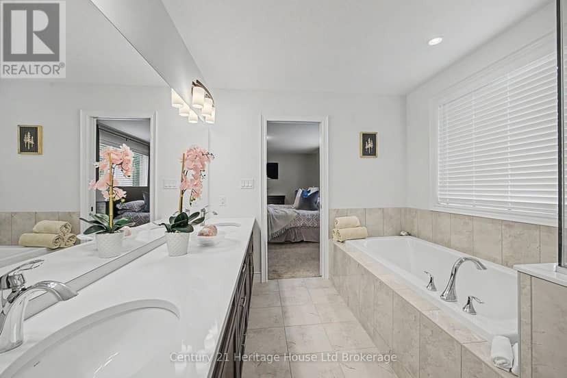 18 Darlison Drive — photo 15 of 33