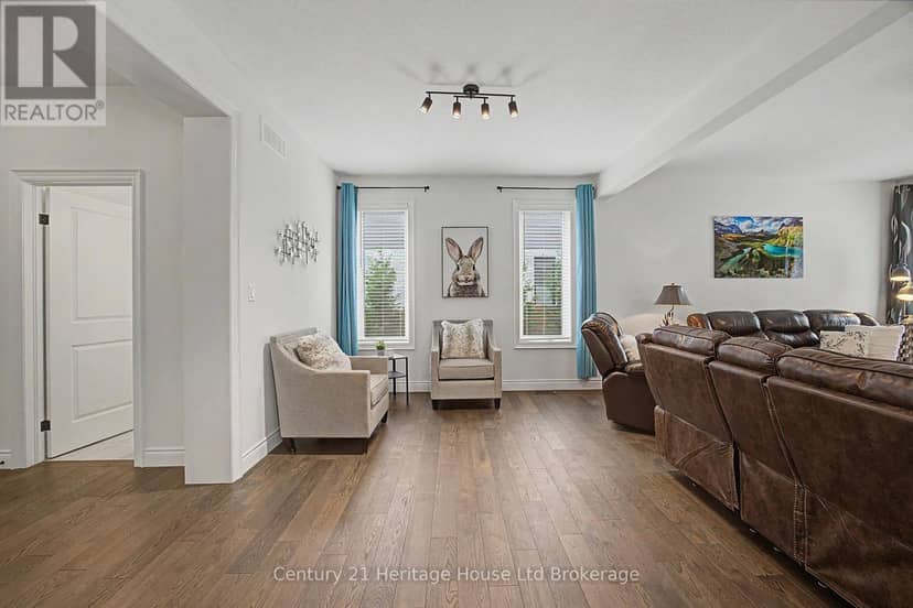 18 Darlison Drive — photo 24 of 33