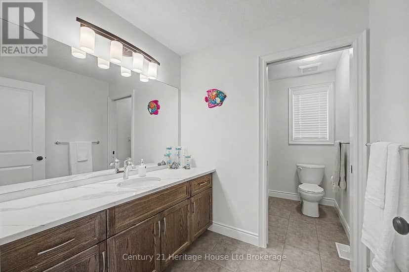 18 Darlison Drive — photo 9 of 33